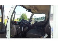 DTCH10536_2765682 vehicle image