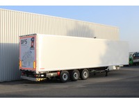 BFS260_1377176 vehicle image