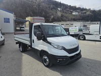 SEDU206_2846374 vehicle image