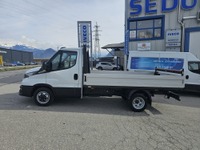 SEDU206_2846374 vehicle image