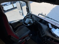UNIK8334_2964576 vehicle image