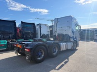 UNIK8334_2964576 vehicle image