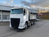 0027026 vehicle image