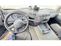 TAMZ4659_2848458 vehicle image