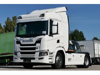 DOLD2821_2697974 vehicle image