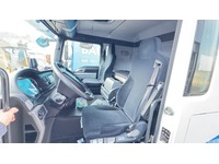 TAMZ4659_2792859 vehicle image