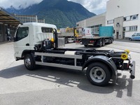 DTCH10536_2825031 vehicle image