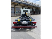 DTCH10536_2825031 vehicle image