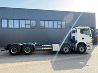 TMR8055_2868632 vehicle image