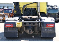 DOLD2821_2694094 vehicle image