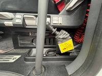 THOM6454_2920314 vehicle image