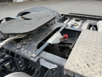 THOM6454_2920314 vehicle image