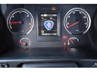 TOC1273_2914646 vehicle image