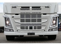 DOLD2821_2679185 vehicle image