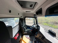 TMR8055_2868650 vehicle image