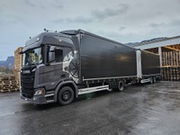 mahl10606_2836693 vehicle image