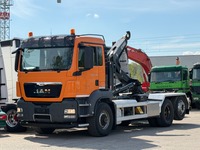 UNIK8334_2888049 vehicle image