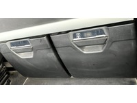 SAUR7607_2774152 vehicle image