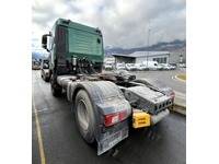 SAUR7607_2774152 vehicle image