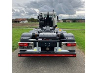 BFS260_2877751 vehicle image