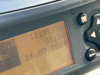 HUTT218_2699381 vehicle image