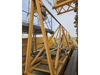 BISC10471_2736203 vehicle image