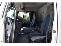 TOC1273_2718881 vehicle image