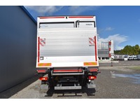 TOC1273_2718881 vehicle image