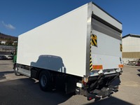KEED2067_2736374 vehicle image