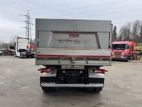 AGRO3463_2718378 vehicle image