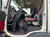 AGRO3463_2718378 vehicle image