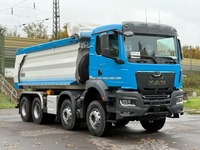 TMR8055_2752375 vehicle image