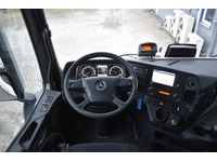 TOC1273_2774001 vehicle image