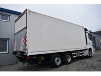 TOC1273_2774001 vehicle image