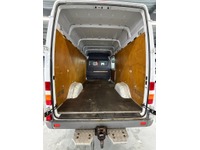 TOMY4226_2853704 vehicle image