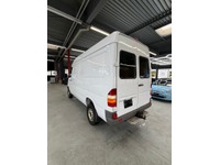 TOMY4226_2853704 vehicle image