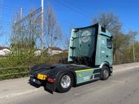 LARA4267_2814264 vehicle image