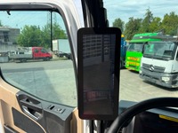 AGRO3463_2973021 vehicle image