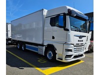 0534025 vehicle image