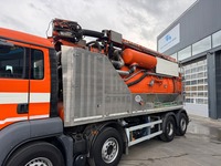 AGRO3463_2711582 vehicle image