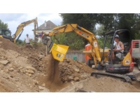 VISI1614_2890079 vehicle image