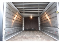 TOC1273_3027172 vehicle image
