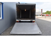 TOC1273_3027172 vehicle image