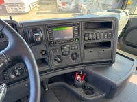 AGRO3463_2718373 vehicle image