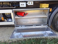 HAUE8010_2640587 vehicle image