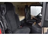 TOC1273_2886686 vehicle image