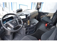 TOC1273_2886686 vehicle image