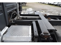 TOC1273_2751084 vehicle image