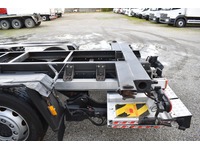 TOC1273_2751084 vehicle image