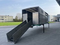 SULG292_2858883 vehicle image